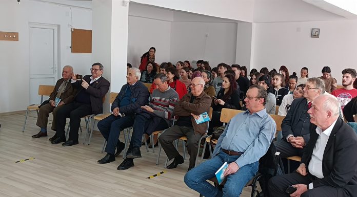 Poetul Doru V. Fometescu a lansat un nou volum de versuri