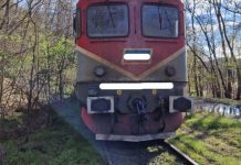 Vâlcea: Locomotiva unui tren plin cu cărbune a deraiat – Tone de motorină s-au scurs în sol