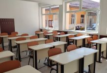 Bani europeni pentru școlile din Târgu-Jiu. Mobilier, echipamente IT şi materiale didactice