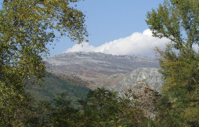 PRIN LUMEA CARSTULUI MUŞETOAIEI, DIN MOTRU SEC