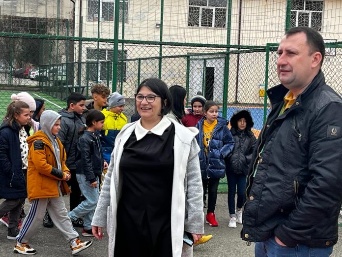 Simulare de incendiu, la Şcoala Gimnazială „Ecaterina Teodoroiu”