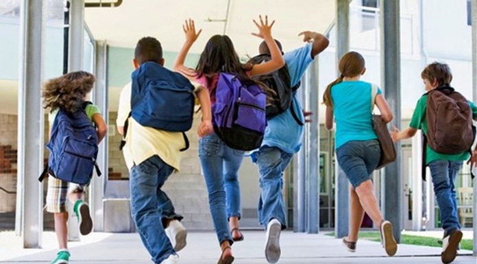 Când începe vacanța de vară – Ce elevi termină mai devreme anul școlar!