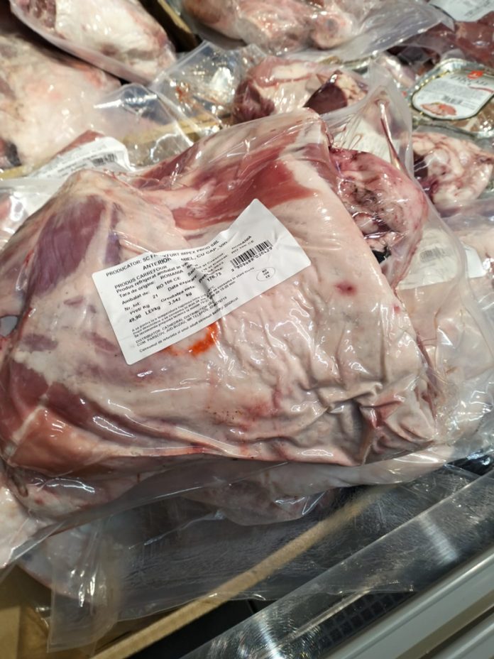 Târgu-Jiu: Carnea de miel a ajuns să coste aproape 50 de lei!