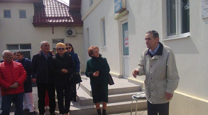 Educaţia neuitării şi…neuitarea educaţiei – Dezvelirea plăcii comemorative dedicată doctorului Nicolae Hasnaş, la Spitalul judeţean din Târgu-Jiu – ,,Nicolae Hasnaş, cea mai mare personalitate medicală a Gorjului din prima jumătate a veacului trecut”!