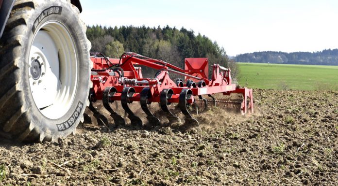 Agricultura pe înțelesul tuturor – Pregătirea patului germinativ în primăvară ploioasă