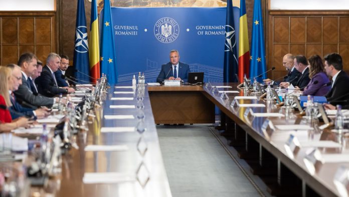 Ordonanța austerității, în jurul datei de 15 mai. Salariile mari, impozitate cu 16%