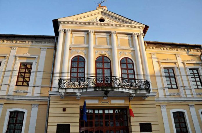 Cronică plastică – La expoziţia: Amza Pellea, 33 de ipostaze artistice