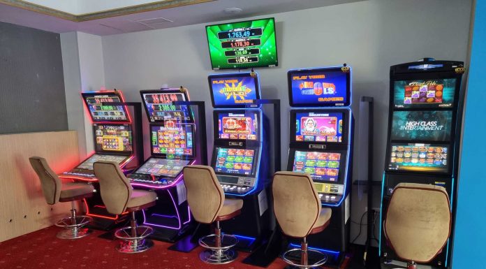 A jucat la păcănele banii firmei și i-a pierdut. Condamnare!