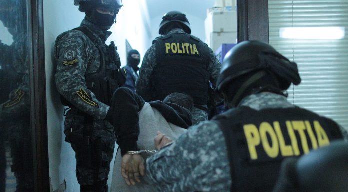 Tânăr reținut după ce a înșelat o femeie cu 235.000 de lei