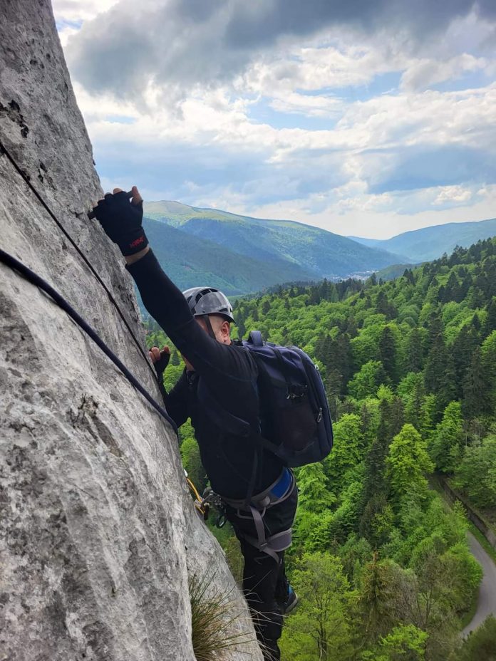 350259210_1420770115165491_8185543600623249834_n