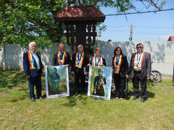 Sfințirea Crucii Eroilor din satul gorjean Gilortu, Comuna Brănești