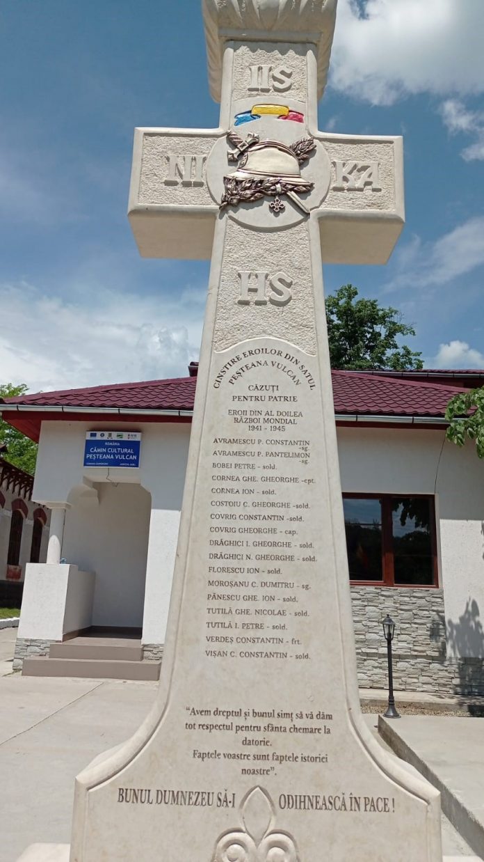 Sfinţirea Monumentului Eroilor de la Peşteana-Vulcan, Comuna Ciuperceni