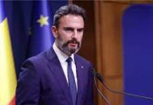 Guvernul vrea să acorde, pentru 220.000 de profesori, o primă de 2.500 de lei