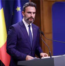 Guvernul vrea să acorde, pentru 220.000 de profesori, o primă de 2.500 de lei