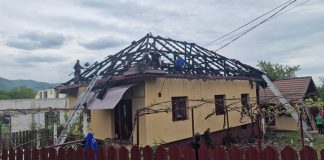 VIDEO: Tismana: Strâng fonduri pentru refacerea casei afectate de incendiu