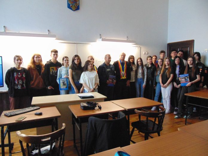 Colegiul Național „Tudor Vladimirescu”, din Târgu Jiu, a treia gazdă a manifestărilor dedicate Centenarului Eroului Necunoscut 1923-2023