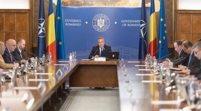 Înghețarea pensiilor și salariilor, dacă nu cresc încasările la buget