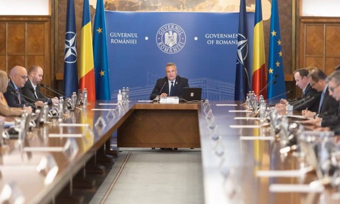 Înghețarea pensiilor și salariilor, dacă nu cresc încasările la buget