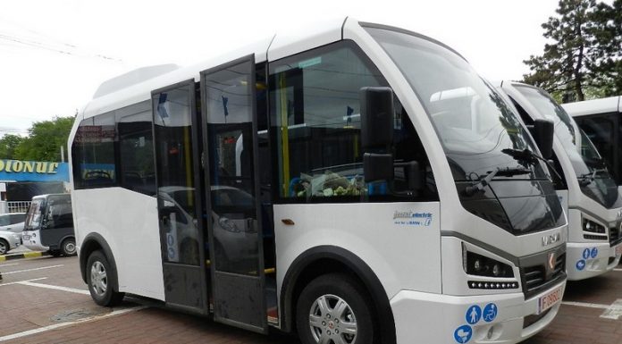 Microbuze electrice pentru elevii din Gorj