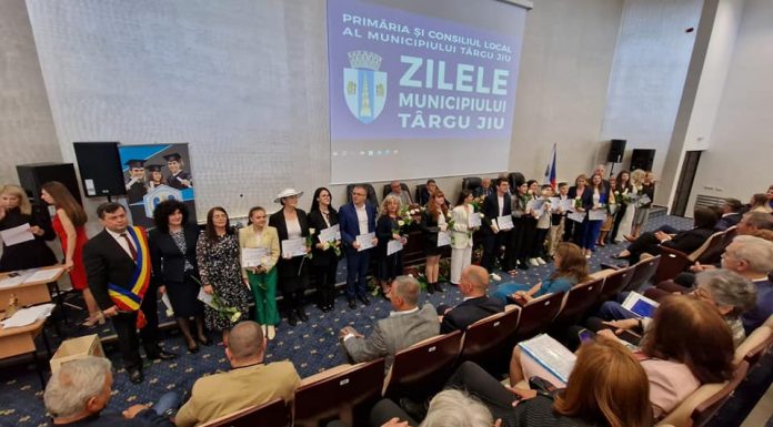 Primăria Târgu Jiu a premiat olimpicii