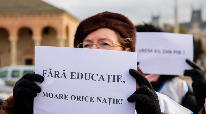 Profesorii anunță proteste săptămânale în fața Ministerului Educației