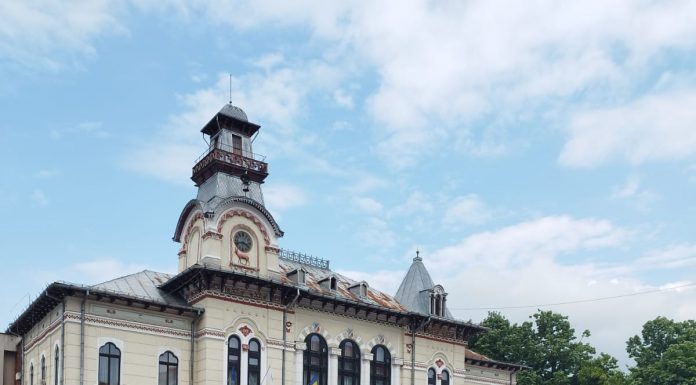 Profesorii protestează la Târgu Jiu – FOTO
