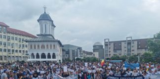 Peste 1.000 de protestatari din Educație, în centrul municipiului