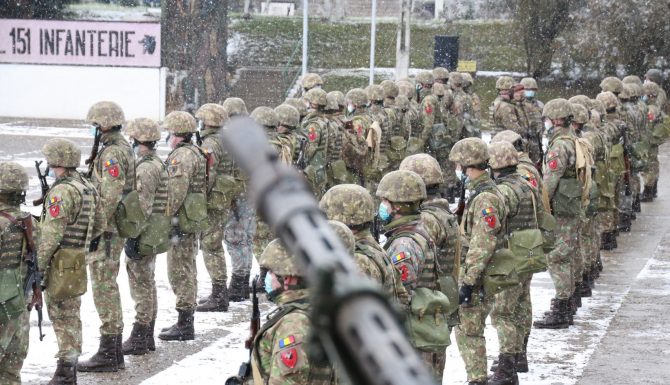 Armata angajează peste 4.000 de soldați