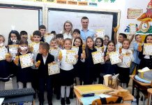 Repere – Proiectul educaţional ,,Din tainele vieţii albinelor’’ continuă