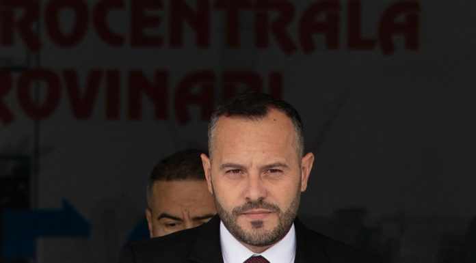 Secretarul de stat Constantin Ștefan acuză că i-au fost luate toate atribuțiile din cauză că a luptat pentru menținerea capacităților pe cărbune. ,,S-a forțat demisia mea!”