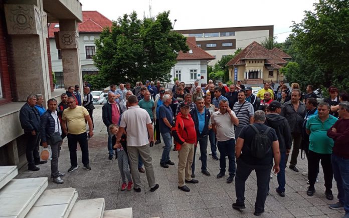 PNL a inventat încă un motiv pentru care să țină blocată legea 197! Angajații CEO, sute de plângeri penale!