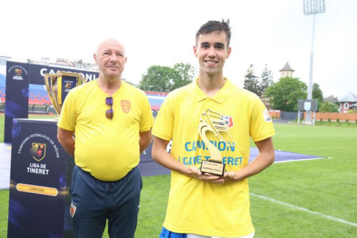 353791542_1985739641764849_7948259789509902790_n