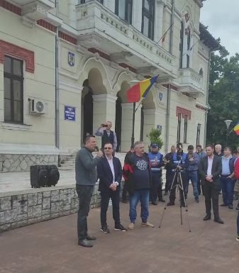 Magistrații din Gorj, decizii favorabile pentru mineri și energeticieni. Protestele angajaților CEO, reluate!