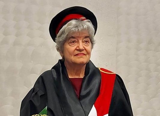 Educaţia…şi Lecţia de viaţă! – Acordarea Titlului de «Doctor Honoris Causa», doamnei Doïna Lemny, de către Universitatea «Constantin Brâncuşi» din Târgu-Jiu (II) – ,,Opera lui Brâncuşi este nostalgia simplicităţii perfecte, a formei ce se caută cu invidie pe drumul luminii şi al gândirii”! (Doïna Lemny)