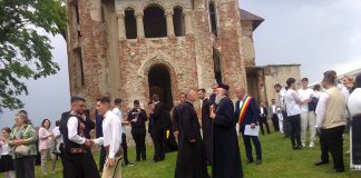 Educaţia…şi Lecţia de viaţă! – Cea de-a 17-a ediţie a Congresului Tinerilor Creştini Ortodocşi din Oltenia, desfăşurată la Poiana, comuna Turburea, Gorj(II) -,,Avem de făcut aici un «campus» al tinerilor, unde să vină tineri, nu doar din când în când, ci, chiar să realizăm programe comune, atât pentru cei din ţară, cât şi pentru cei din străinătate”!