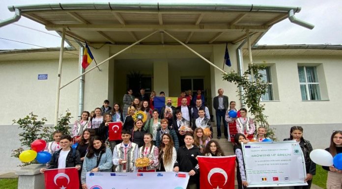 Proiect ERASMUS+ „Growing up Green” la Școala Gimnazială Lihulești