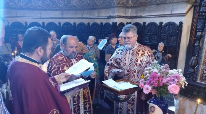 Biserica ,,Sfinții apostoli Petru și Pavel” și-a sărbătorit ocrotitorii spirituali