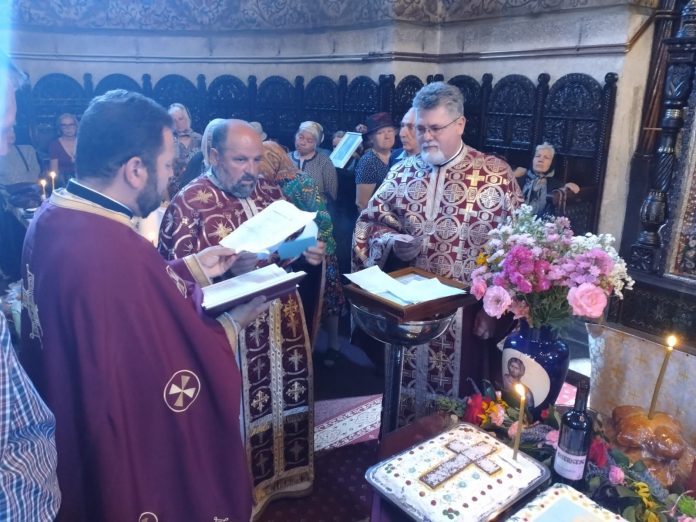 Biserica ,,Sfinții apostoli Petru și Pavel” și-a sărbătorit ocrotitorii spirituali