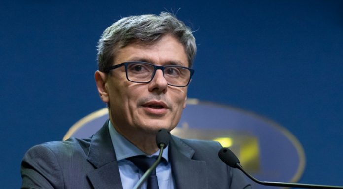 În bilanțul lui Virgil Popescu CEO e salvat! Producția de energie pe cărbune e lichidată. 3.000 de concedieri bat la ușă doar în acest an