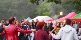 Regal folcloric, la Zilele Comunei Drăguțești! Parada celor mai frumoase cabaline, atracție pentru public