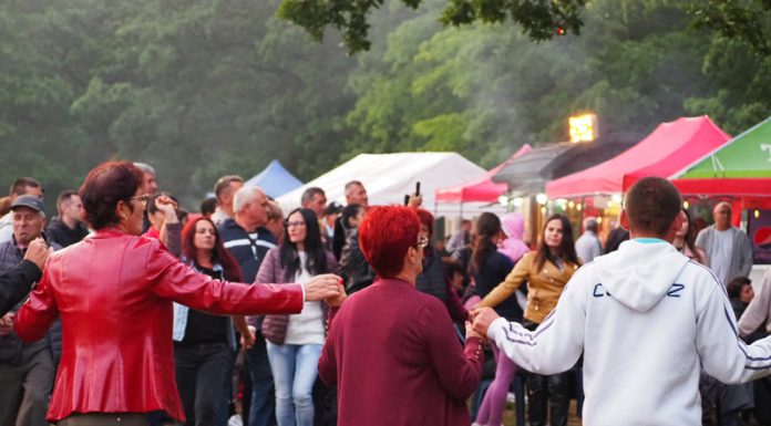 Regal folcloric, la Zilele Comunei Drăguțești! Parada celor mai frumoase cabaline, atracție pentru public