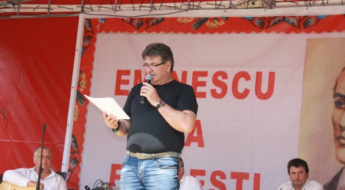 Festival-concurs de romanțe la Țânțăreni