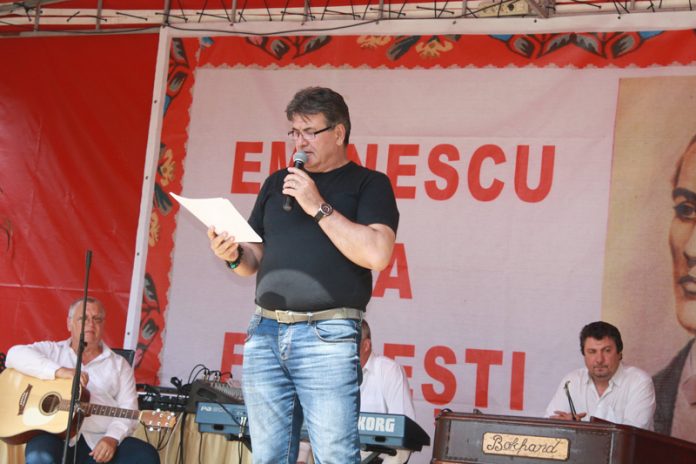 Festival-concurs de romanțe la Țânțăreni