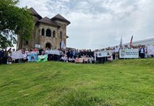 Sute de tineri ortodocși, întâlnire la Turburea