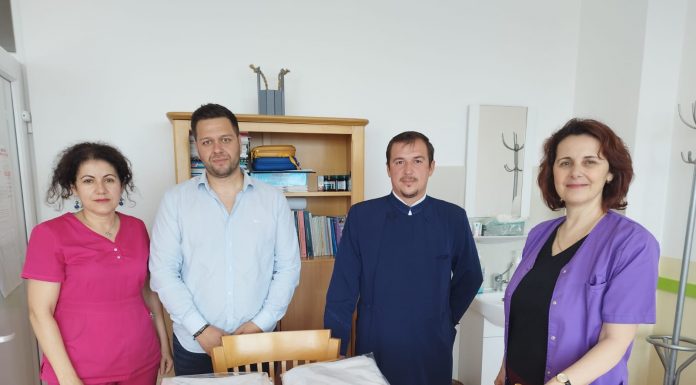 Au donat lenjerie de pat pentru secția de Pediatrie