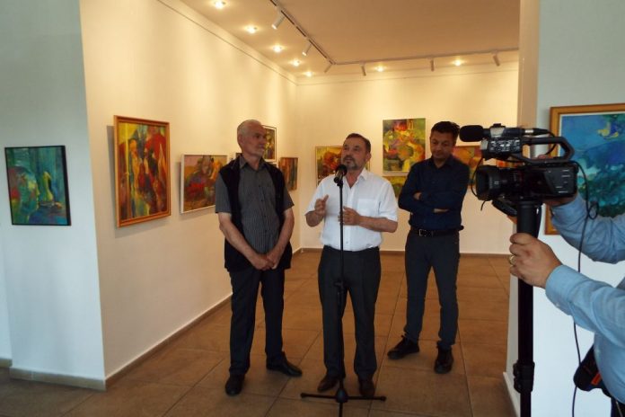 Expoziție personală Costel Dobrițescu: „LucrurIreale”