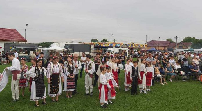 Palmaresul Festivalului „Sara pe deal” de la Ţânţăreni
