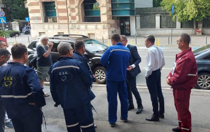 18 angajați ai CEO RĂMÂN în greva foamei! Declarațiile lui Marius Budăi ,,sunt o mare bătaie de joc!”