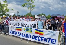 Grevă suspendată, dascăli nemulțumiți. OUG cu majorările salariale, în Monitorul Oficial