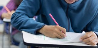 Șase medii de 10 la Evaluarea Națională. Un sfert dintre elevi, medii sub 5!